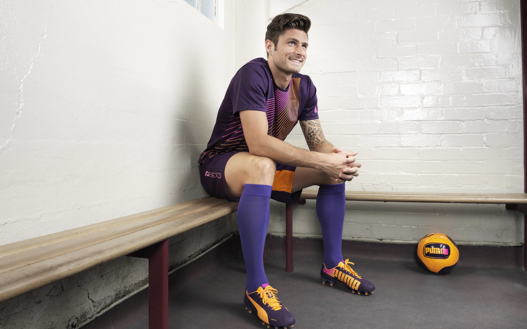 开云体育入口-错位时空，当克莱·汤普森射落欧冠决赛之夜